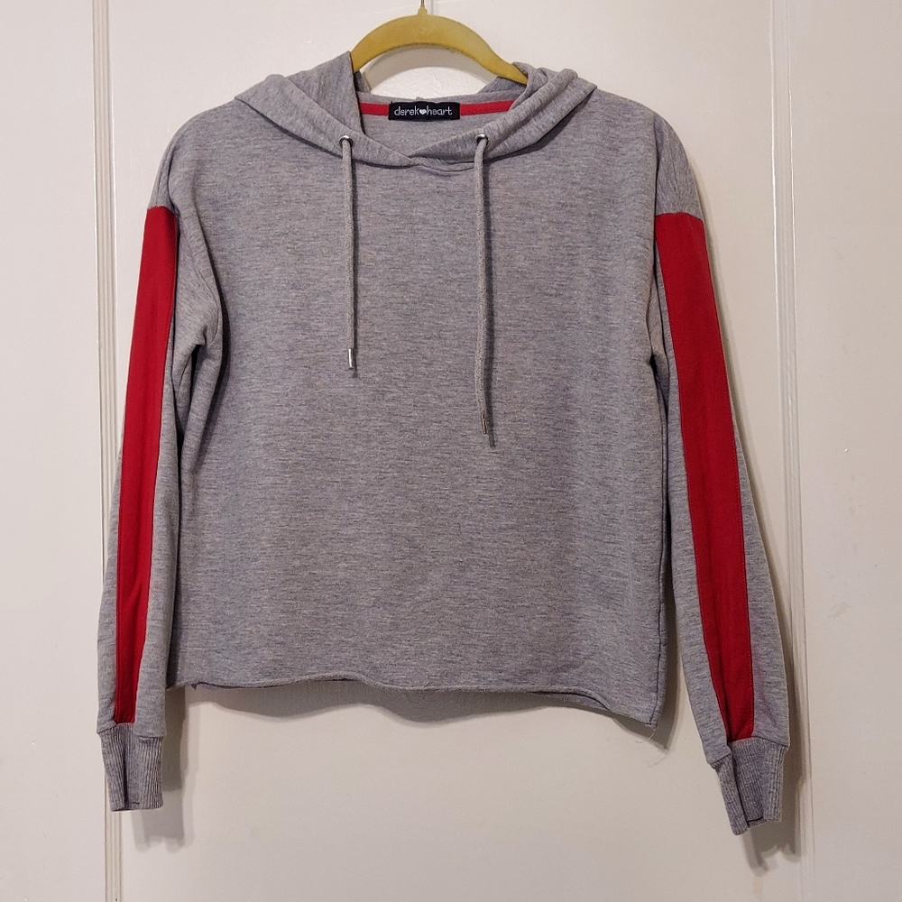 Derek Heart Cropped Hooded Sweat Shirt with Red Sleeve Stripes size Small